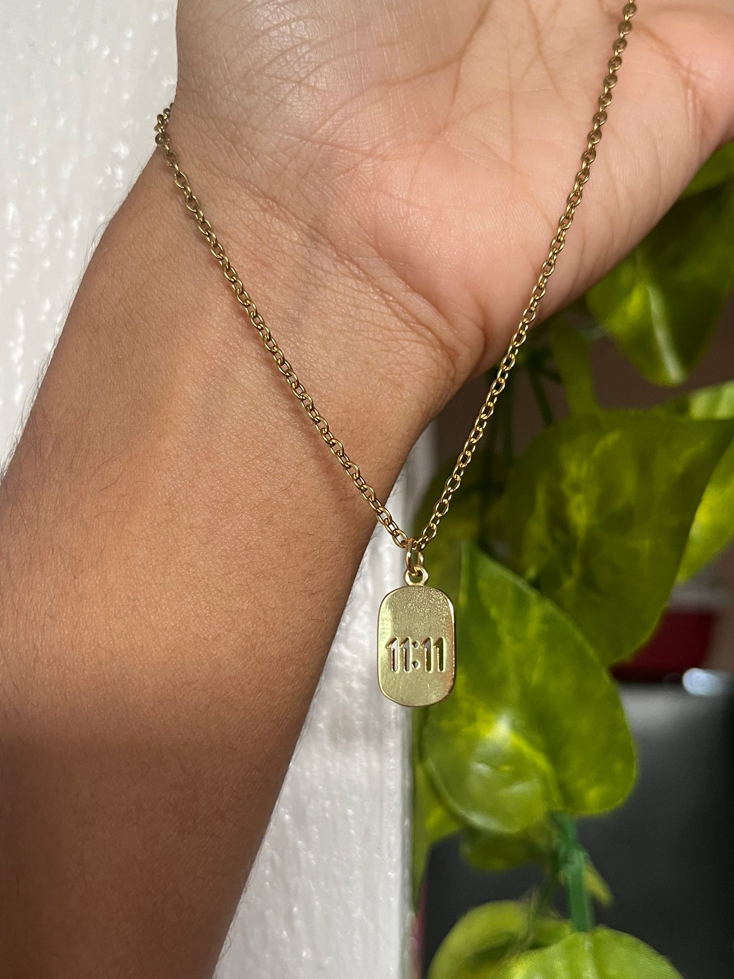Collar 11:11