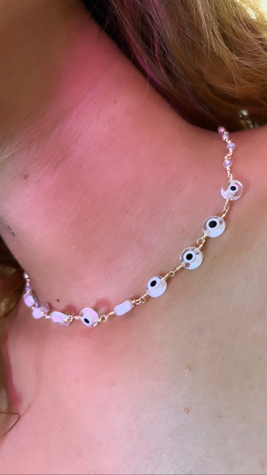 Ojitos blancos choker