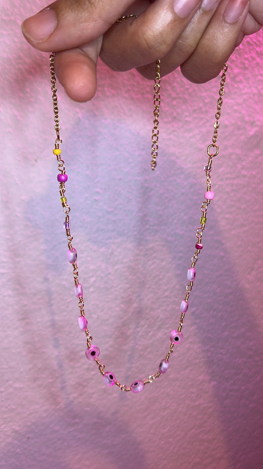 Ojitos rosas choker